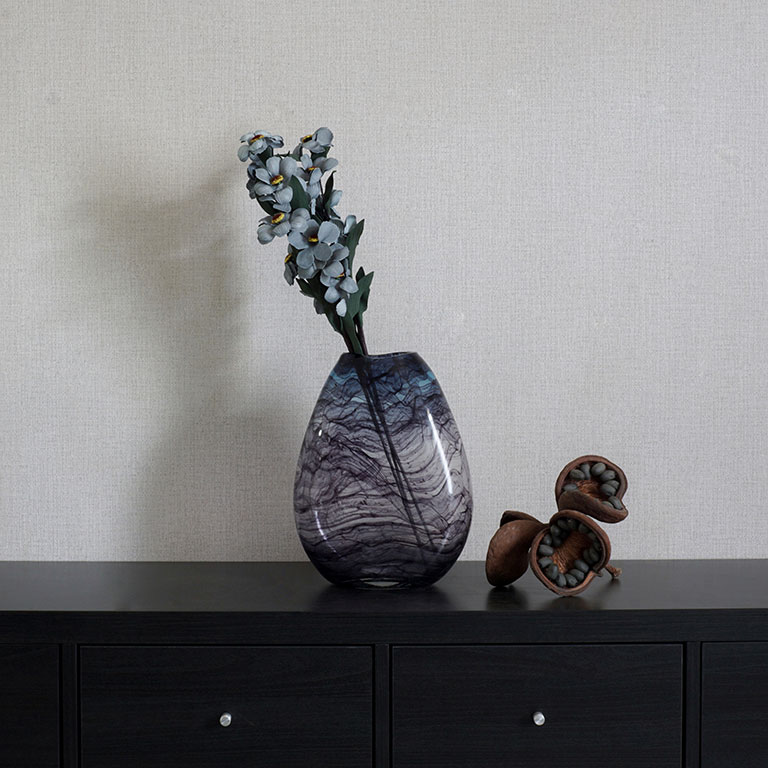 Buy Transparent glass vase online, Home Decor Online, Buy Vases online, Luxury Decor Online at Beigeandwenge